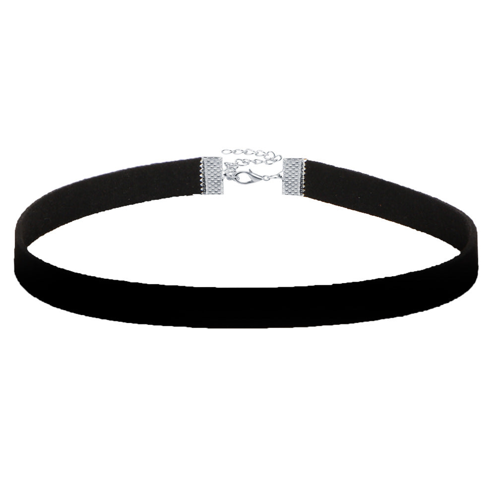 Gothic Minimalist Choker Necklace Set with Lace