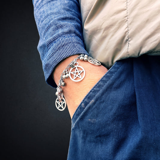 Gothic Pentagram Bracelet for Witchcraft Enthusiasts